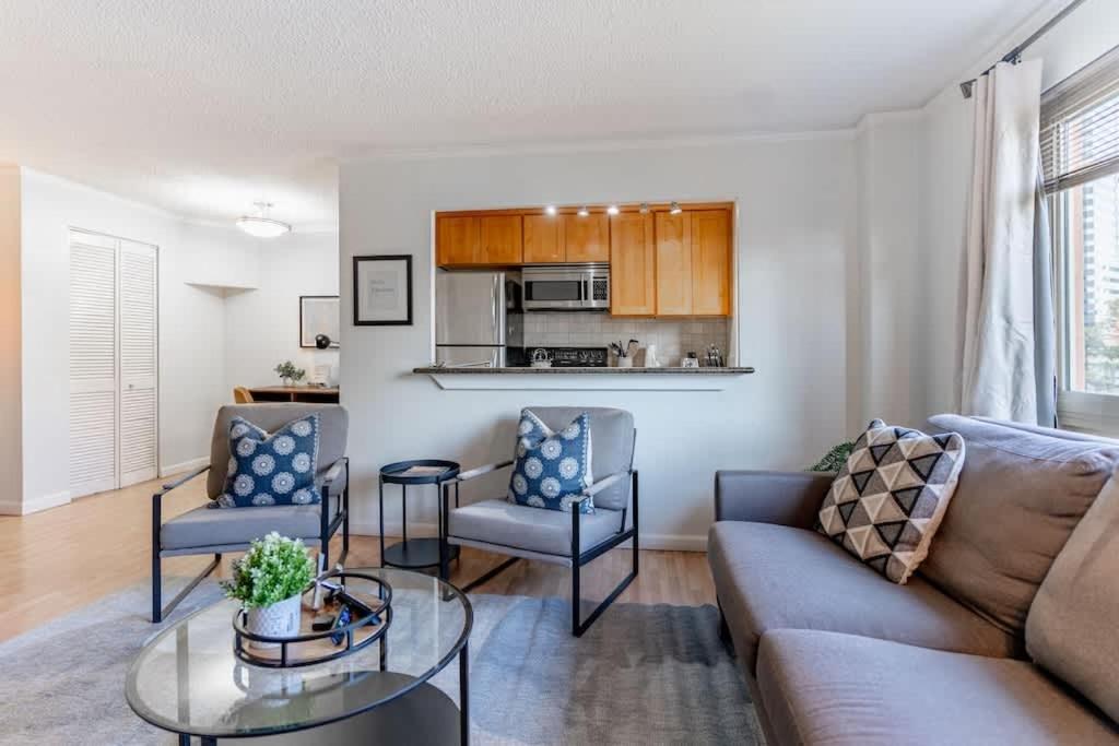 Vibrant Downtown, King Bed, Work Desk & Kitchen Villa Seattle Dış mekan fotoğraf