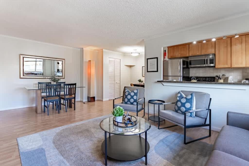 Vibrant Downtown, King Bed, Work Desk & Kitchen Villa Seattle Dış mekan fotoğraf